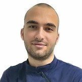 Врач Кацанов Артём Батразович