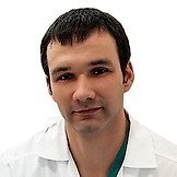 Врач Занимонец Петр Юрьевич